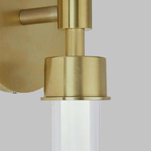 Load image into Gallery viewer, Linger LED Bath Vanity Light in Detail.
