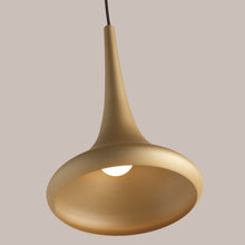 Load image into Gallery viewer, Noema Pendant Light in Detail.
