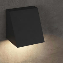 Load image into Gallery viewer, Pitch Single Outdoor LED Wall Light in Detail.
