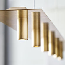 Load image into Gallery viewer, Ponte LED Linear Pendant Light in Detail.
