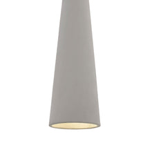Load image into Gallery viewer, Windsor Low Voltage Pendant Light in Detail.
