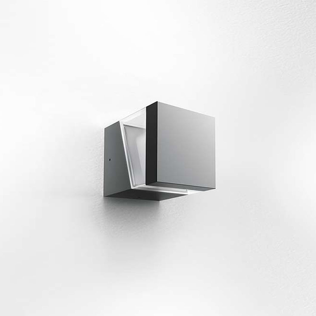 Tetragono Outdoor LED Wall Light.