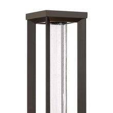 Load image into Gallery viewer, Shore Point LED Post Light in Detail.
