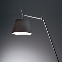 Load image into Gallery viewer, Tolomeo Mega Clamp Table Lamp in Detail.
