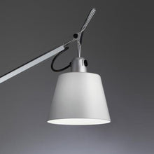 Load image into Gallery viewer, Tolomeo Table Lamp with Shade in Detail.
