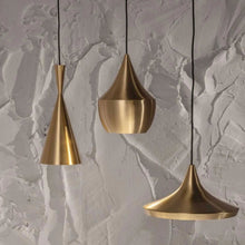 Load image into Gallery viewer, Beat Tall LED Pendant Light in Detail.
