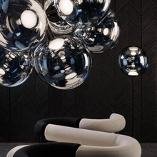 Load image into Gallery viewer, Globe LED Floor Lamp in Detail.
