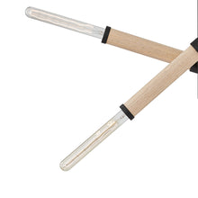 Load image into Gallery viewer, Cruz Linear Pendant Light in Detail.
