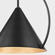 Load image into Gallery viewer, Mari Pendant Light in Detail.
