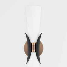 Load image into Gallery viewer, Muncie Wall Light in Detail.
