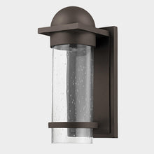 Load image into Gallery viewer, Nero Outdoor Wall Light in Detail.

