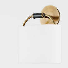 Load image into Gallery viewer, Pete Wall Light in Detail.
