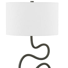 Load image into Gallery viewer, Veranda Table Lamp in Detail.
