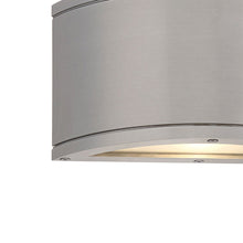 Load image into Gallery viewer, Tuble Horizontal Outdoor LED Wall Light in Detail.
