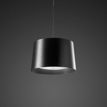 Load image into Gallery viewer, Twiggy Grande Pendant Light Detail.
