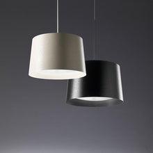 Load image into Gallery viewer, Twiggy Grande Pendant Light Detail.
