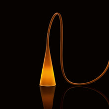 Load image into Gallery viewer, Uto Outdoor Pendant Light Detail.
