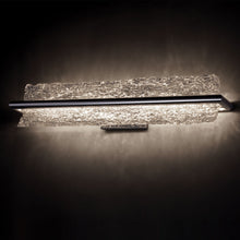 Load image into Gallery viewer, Vetri LED Bathroom Vanity Light in Detail.

