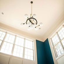 Load image into Gallery viewer, Viaggio Chandelier in living room.
