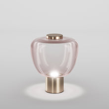Load image into Gallery viewer, Riflesso LT 3 LED Table Lamp in Detail.
