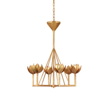 Load image into Gallery viewer, Alberto Chandelier in Detail.
