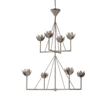 Load image into Gallery viewer, Alberto Chandelier in Detail.
