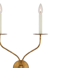 Load image into Gallery viewer, Belfair LED Wall Light in Detail.
