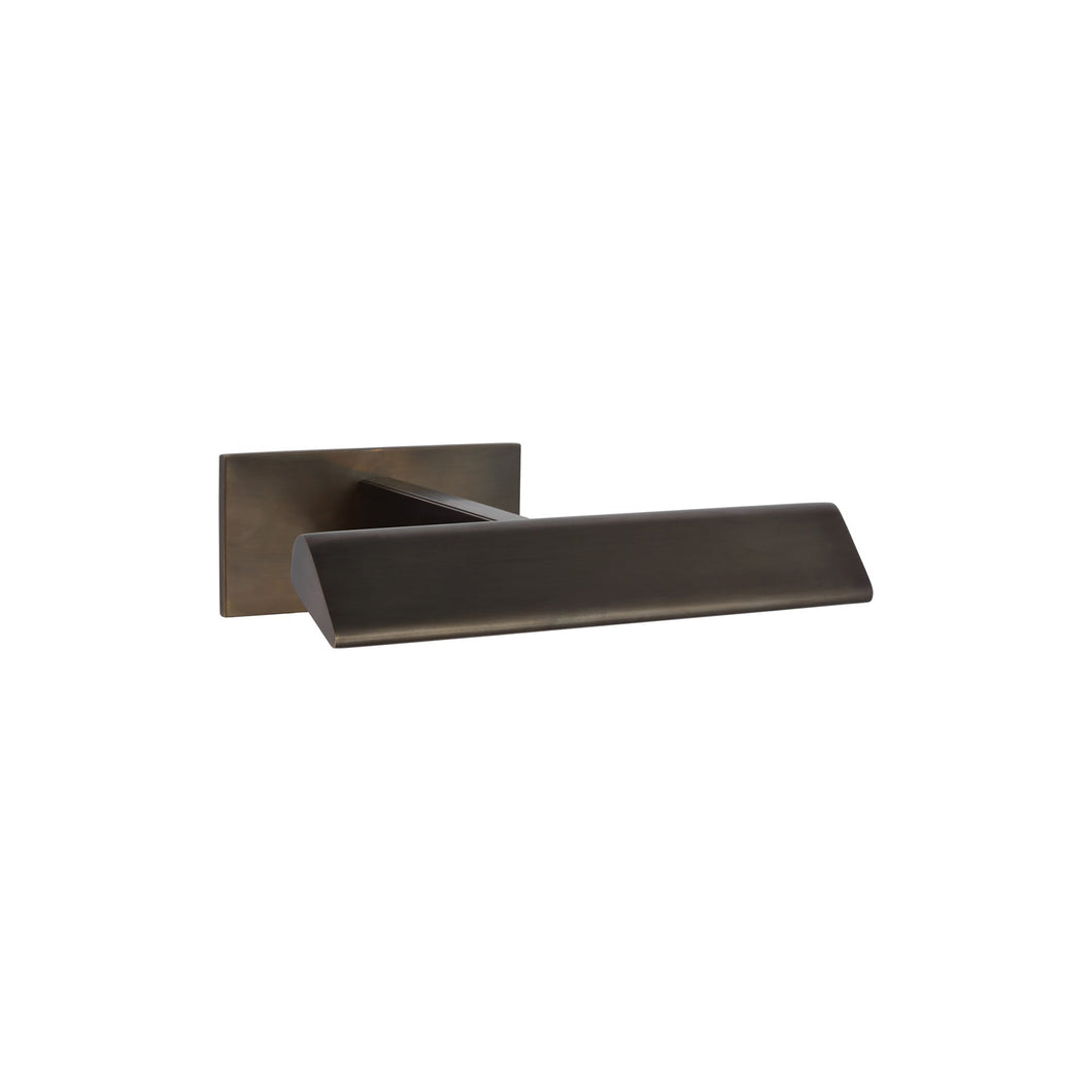 Petrel LED Picture Light in Bronze (8-Inch).