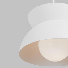 Load image into Gallery viewer, Beaunay Pendant Light in Detail.
