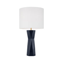 Load image into Gallery viewer, Fernwood Table Lamp in Detail.
