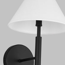 Load image into Gallery viewer, Porteau Bath Wall Light in Detail.
