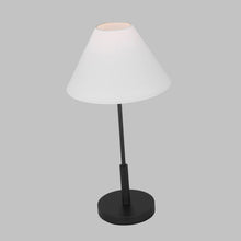 Load image into Gallery viewer, Porteau Table Lamp in Detail.

