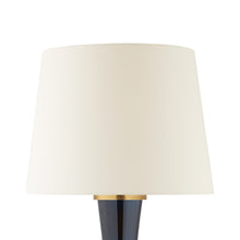 Load image into Gallery viewer, Whittaker Table Lamp in Detail.
