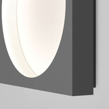 Load image into Gallery viewer, Vuoto™ LED Wall Light in Detail.
