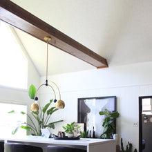 Load image into Gallery viewer, Willow Chandelier in living room.
