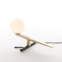Load image into Gallery viewer, Yanzi LED Table Lamp in Detail.
